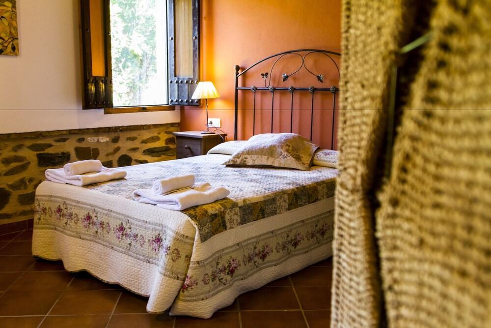 La Molinilla Apartamentos Y Hammam - Adults Only Linares de la Sierra Ngoại thất bức ảnh