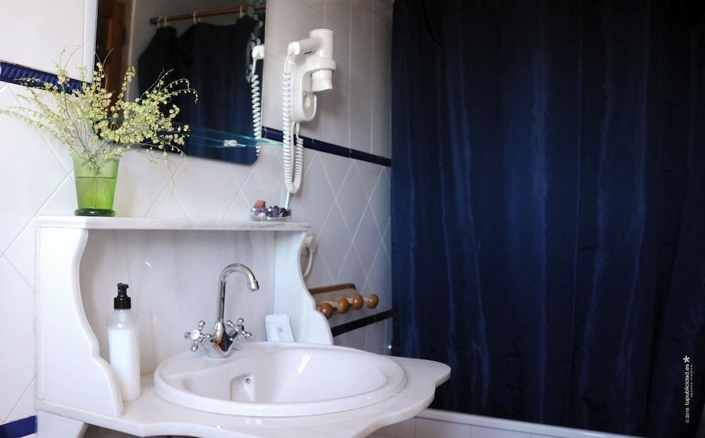 La Molinilla Apartamentos Y Hammam - Adults Only Linares de la Sierra Ngoại thất bức ảnh